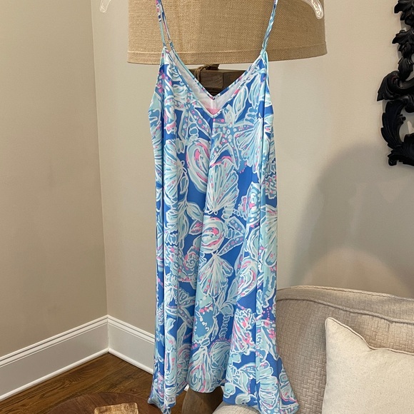 Lilly Pulitzer Dresses & Skirts - Lilly Pulitzer Blue and Pink Floral Chemise